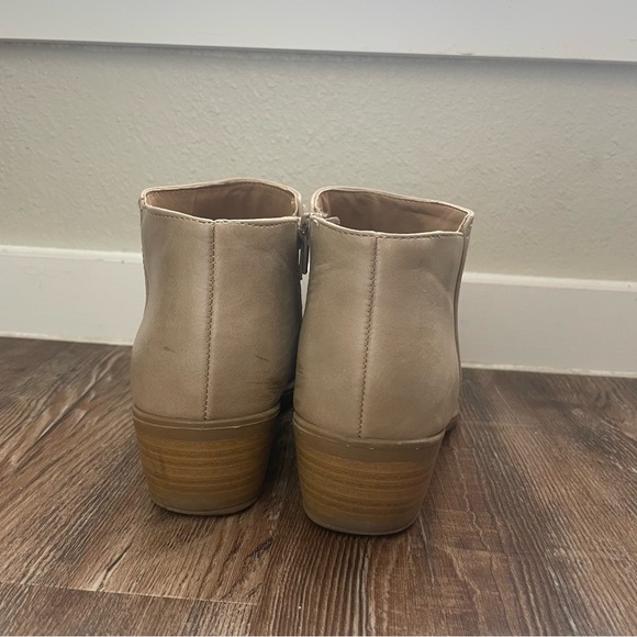 Soda Women's Mug Round Toe Tan Faux Leather Western Ankle Bootie shoes Size 6.5 - Picture 5 of 11